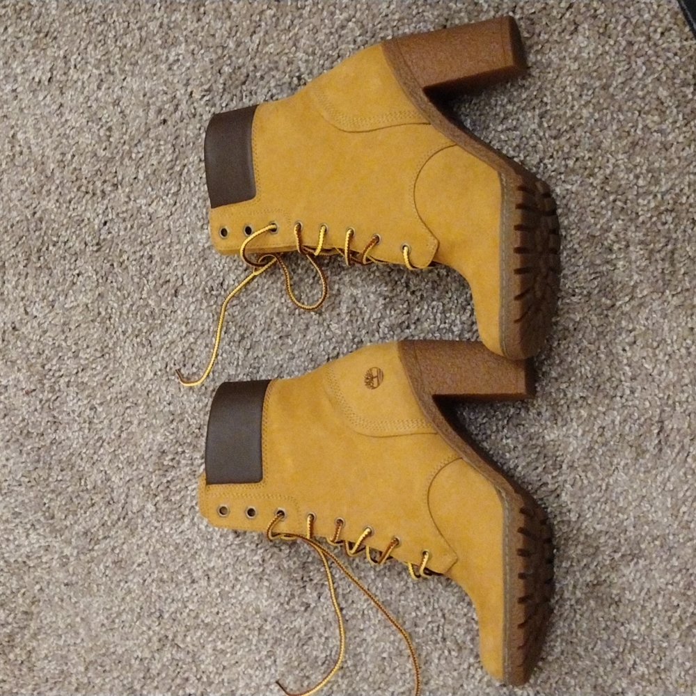 Timberland glancy boots size 7